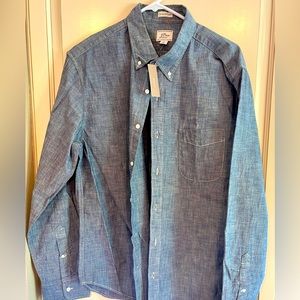 J. Crew Men’s Chambray Button-Up Shirt Size Large